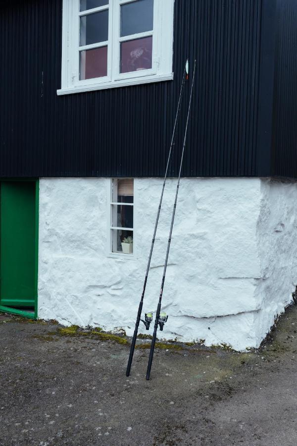 Authentic Faroese House / Unique Location / Nature Hellurnar Exterior photo